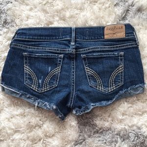 Hollister cut off shorts